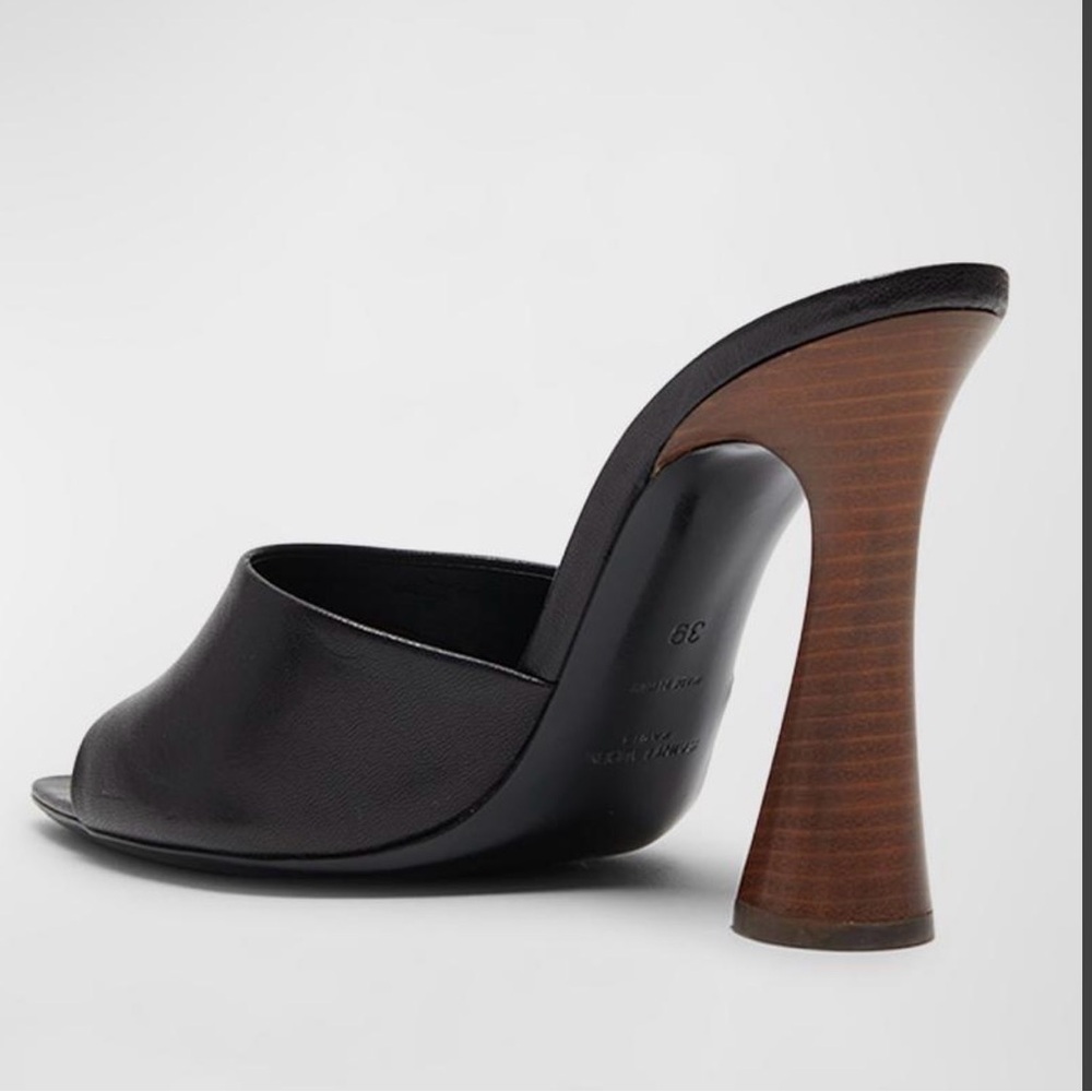 Yves Saint Laurent Gippy Leather Mule With Wooden Heel - Picture 3 of 10
